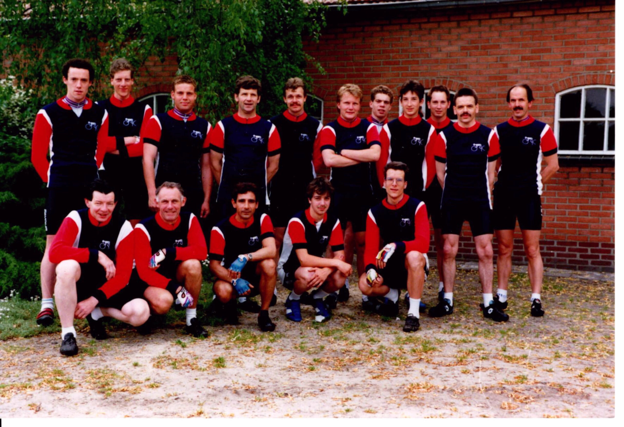Groepsfoto zo rond 1990